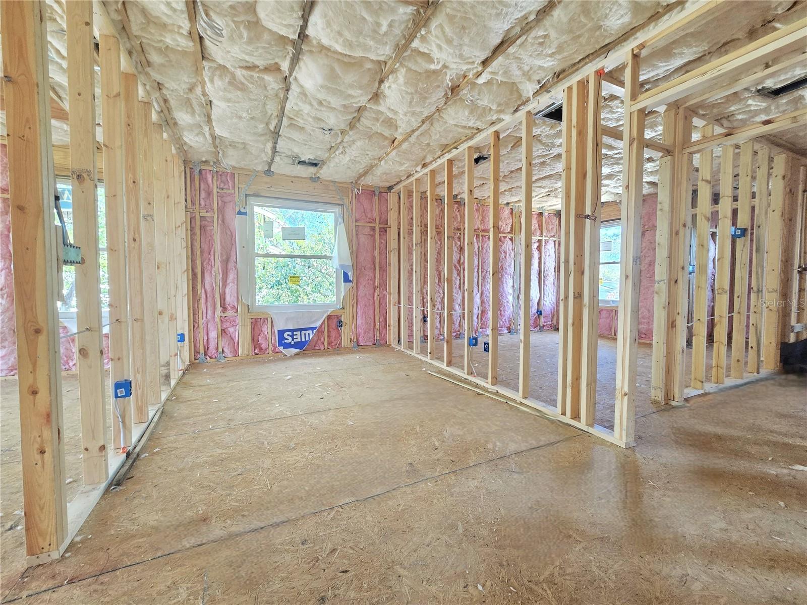 Image 17 of 38 For 4468 57th Avenue N