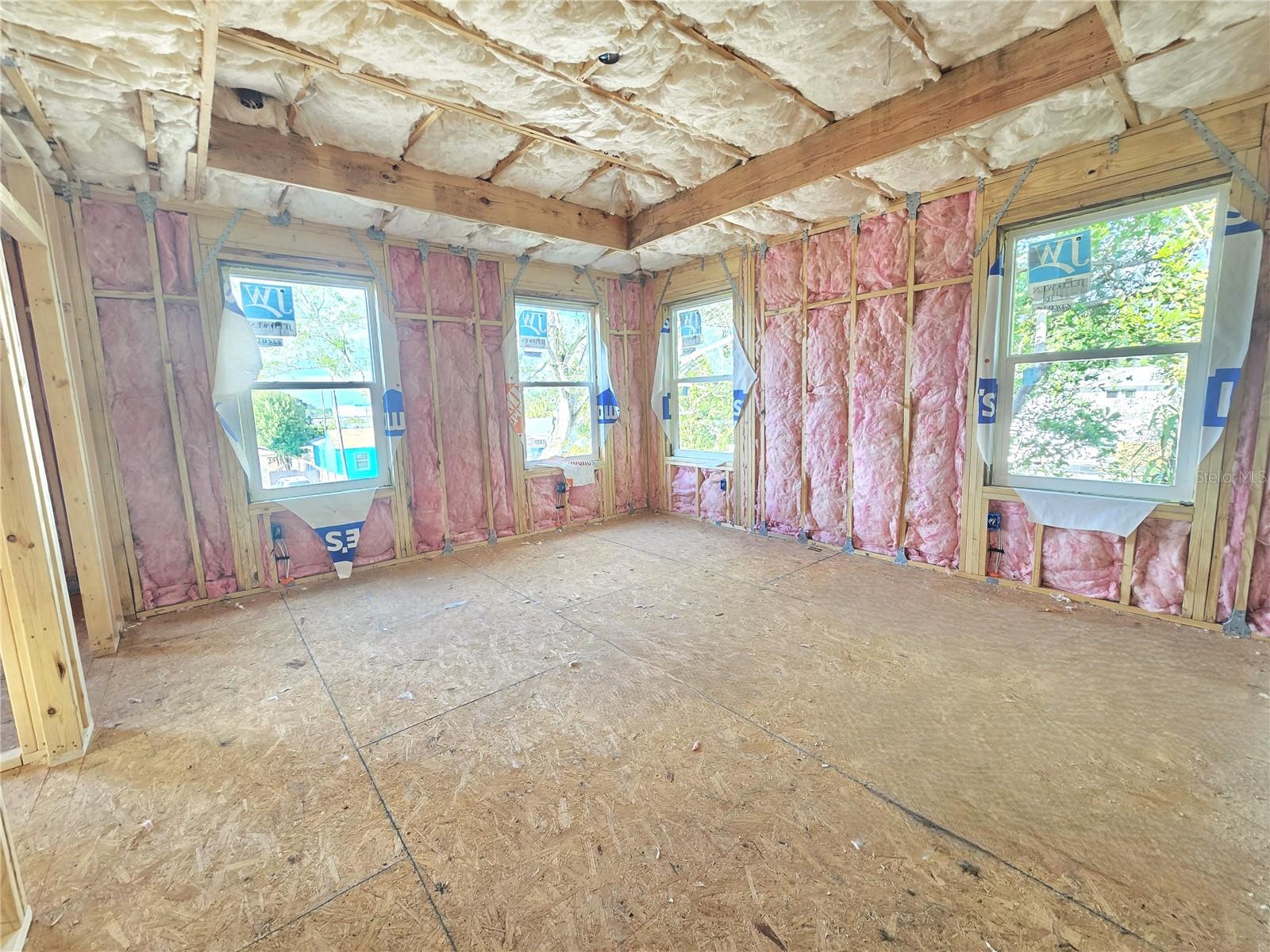 Image 20 of 38 For 4468 57th Avenue N