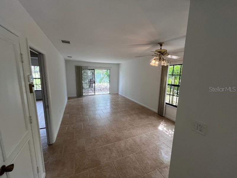 Image 2 of 12 For 1438 Larkwood Circle