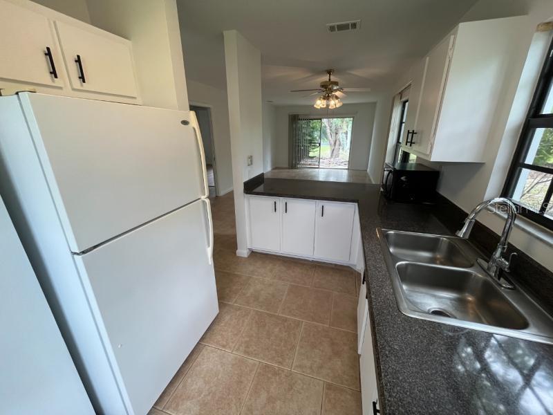 Image 4 of 12 For 1438 Larkwood Circle