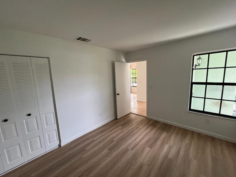 Image 8 of 12 For 1438 Larkwood Circle