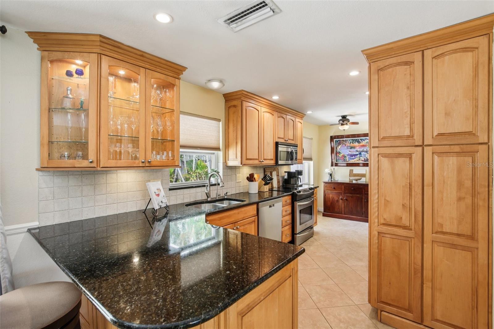 Image 14 of 39 For 2131 Viola Drive