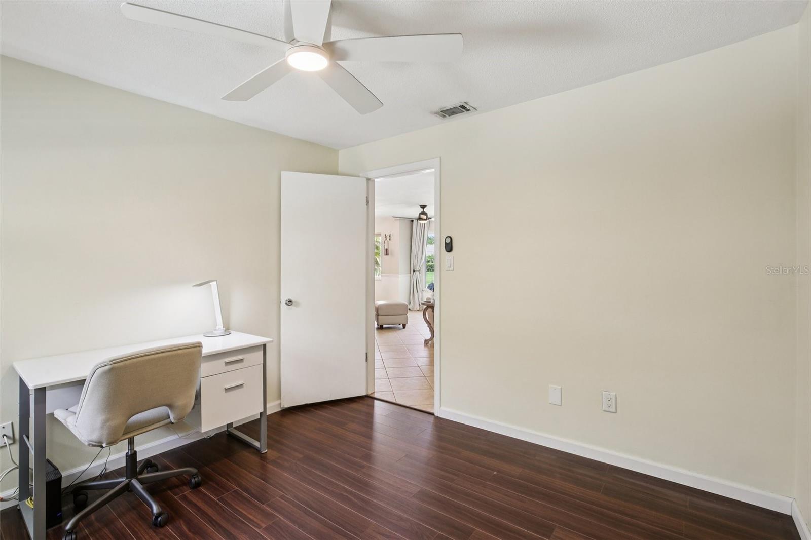 Image 25 of 39 For 2131 Viola Drive