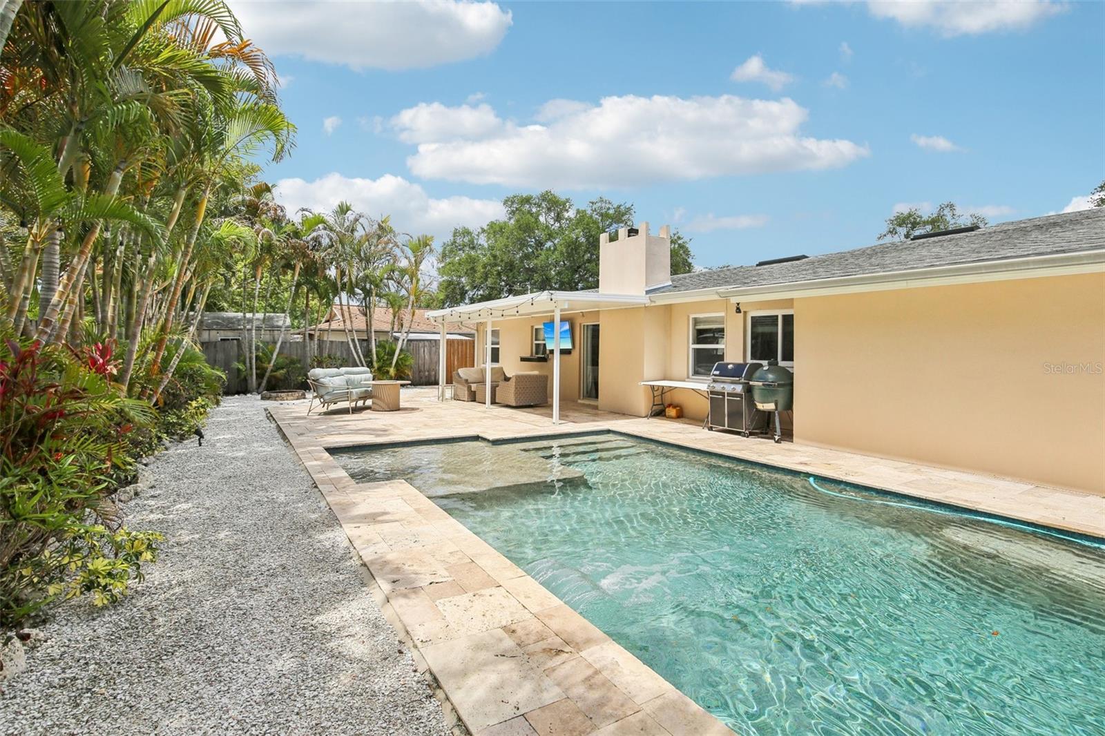 Image 29 of 39 For 2131 Viola Drive