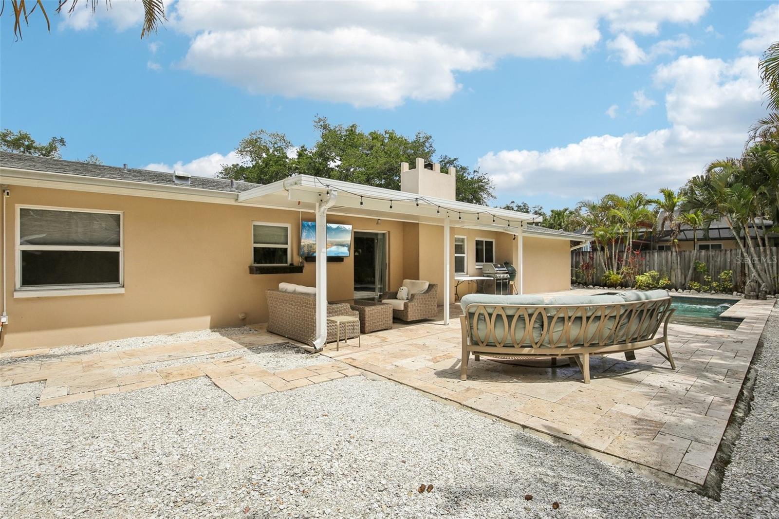 Image 32 of 39 For 2131 Viola Drive