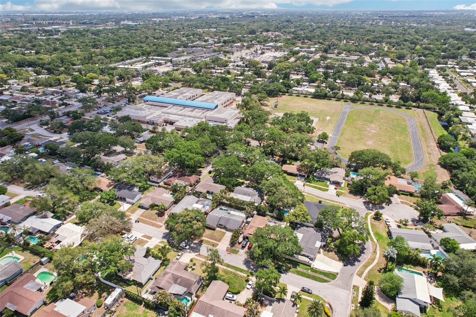 Image 34 of 39 For 2131 Viola Drive