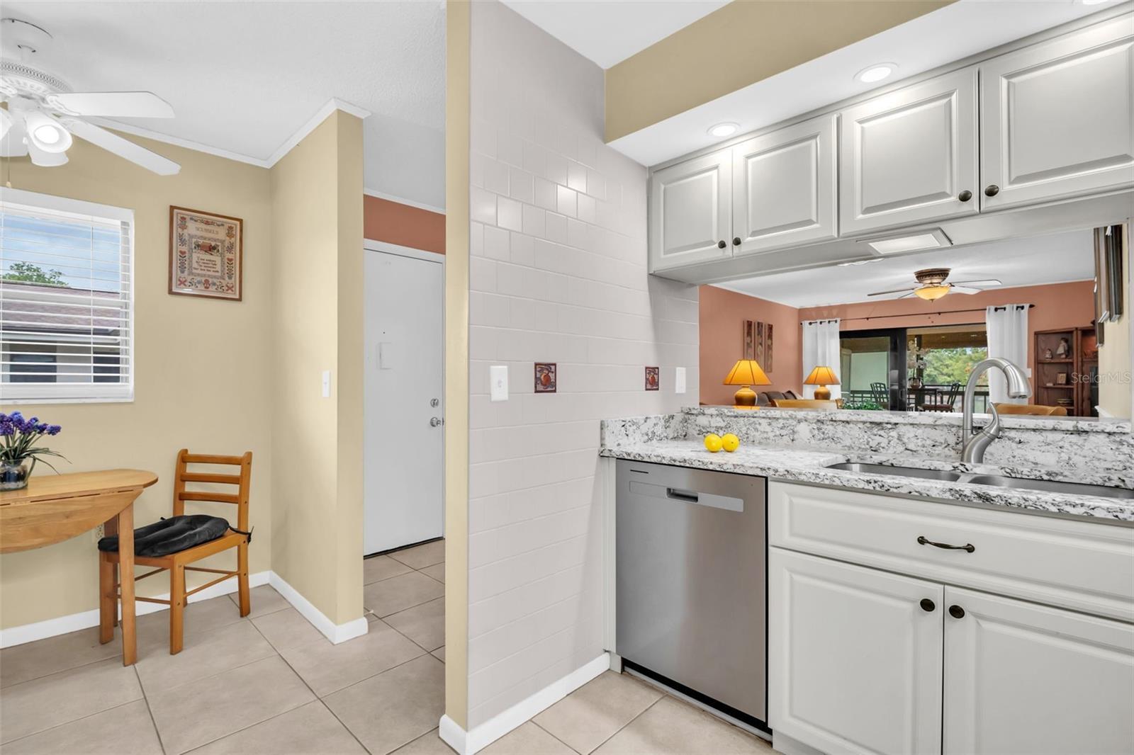 Image 16 of 46 For 2700 Nebraska Avenue 5-205