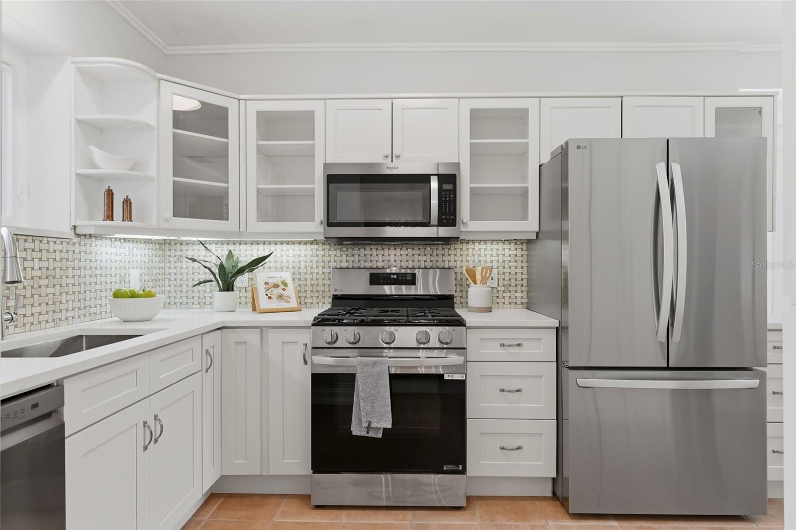 Image 18 of 51 For 1797 Santa Barbara Drive