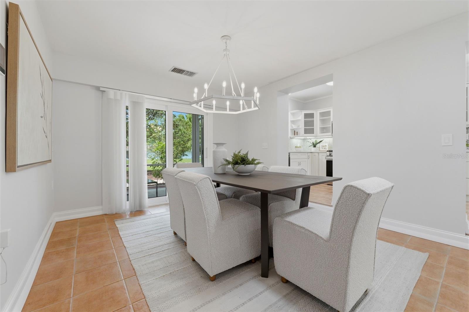 Image 23 of 51 For 1797 Santa Barbara Drive