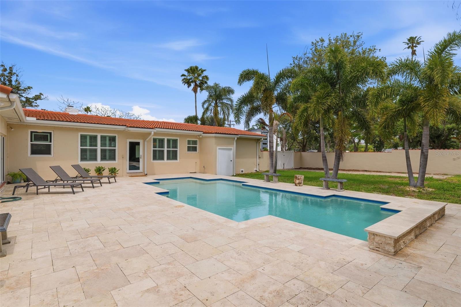 Image 35 of 51 For 1797 Santa Barbara Drive