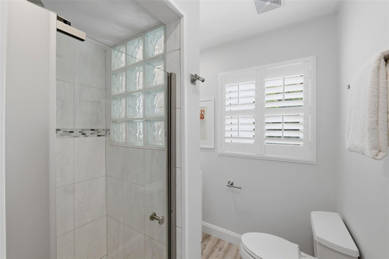 Image 38 of 51 For 1797 Santa Barbara Drive