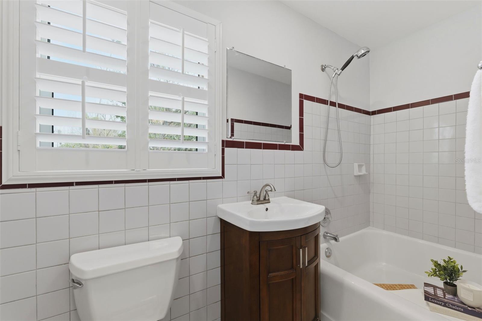 Image 43 of 51 For 1797 Santa Barbara Drive