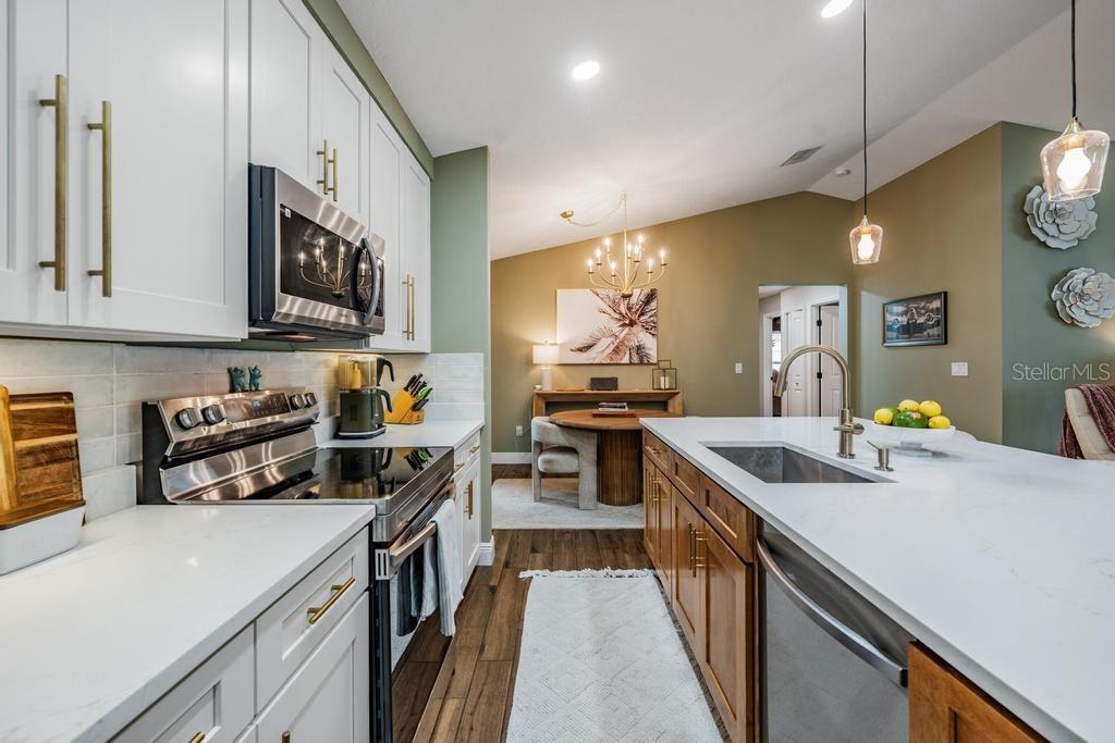 Image 15 of 48 For 106 1st Avenue Ne