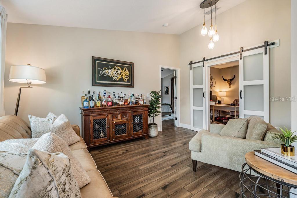 Image 8 of 48 For 106 1st Avenue Ne