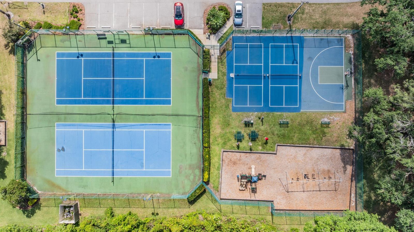 Listing photo id 27 for 9407 Pebble Glen Avenue