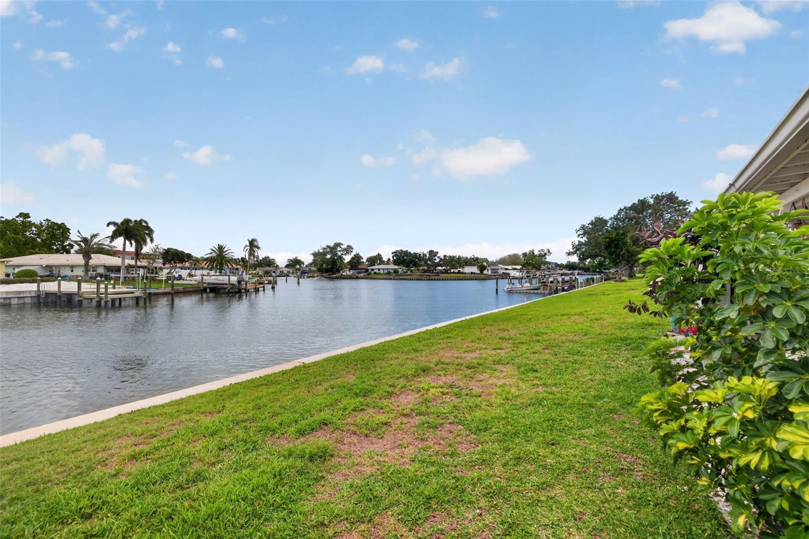 Image 31 of 50 For 6537 Cape Hatteras Way Ne 1