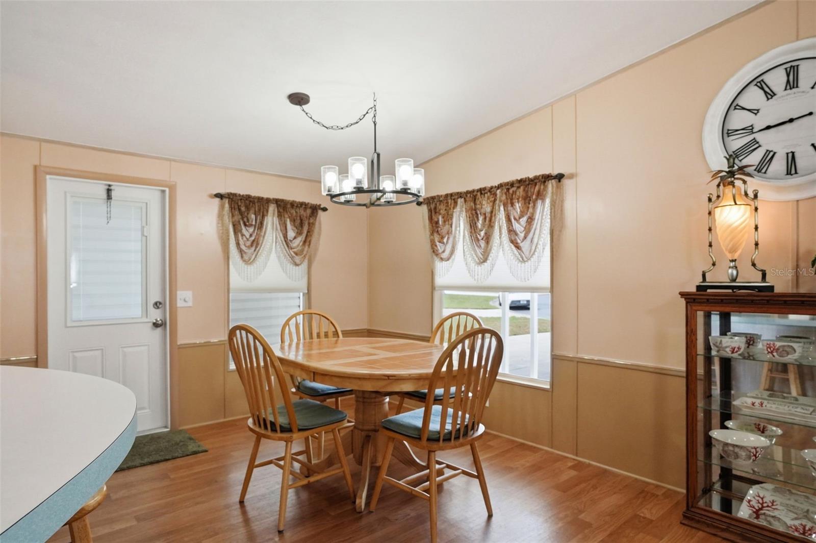 Image 9 of 51 For 5161 Forest Glenn Drive
