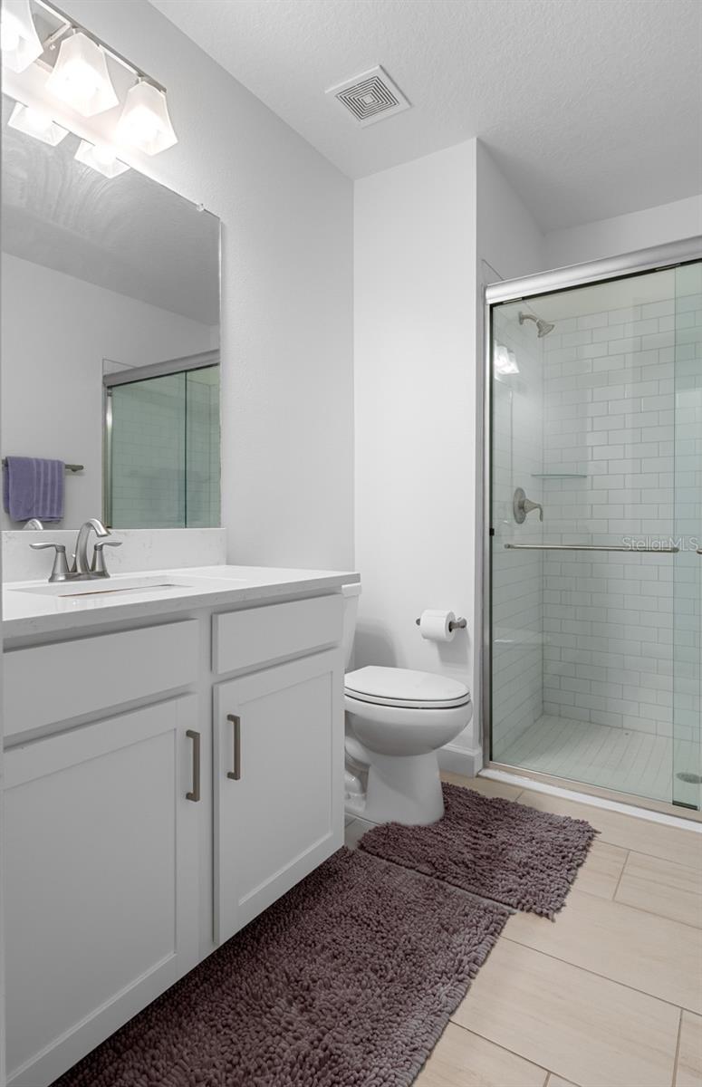 Image 21 of 48 For 17222 Holly Well Avenue