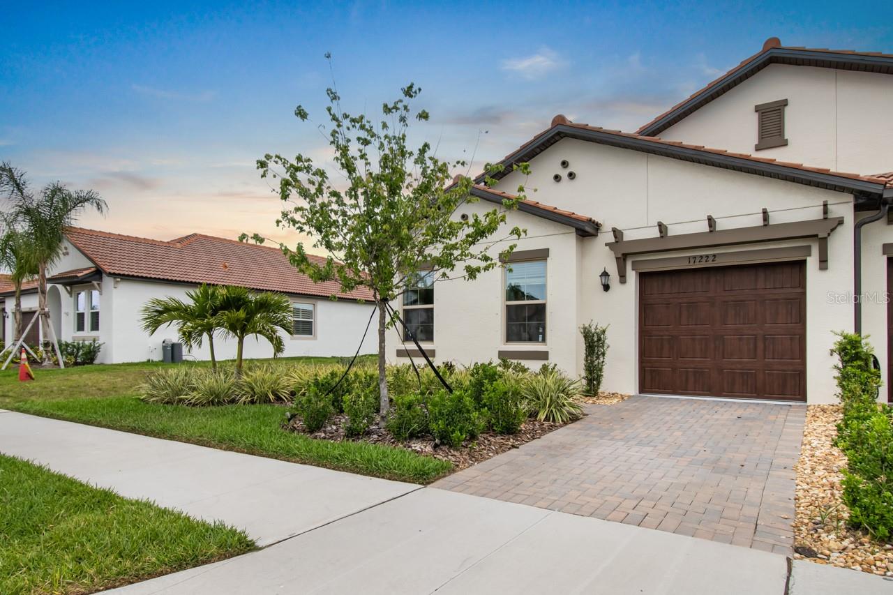 Image 36 of 48 For 17222 Holly Well Avenue