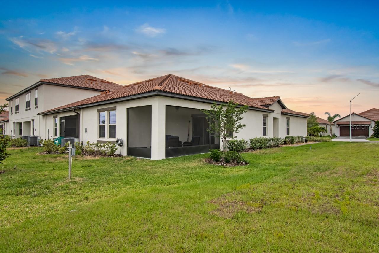 Image 41 of 48 For 17222 Holly Well Avenue