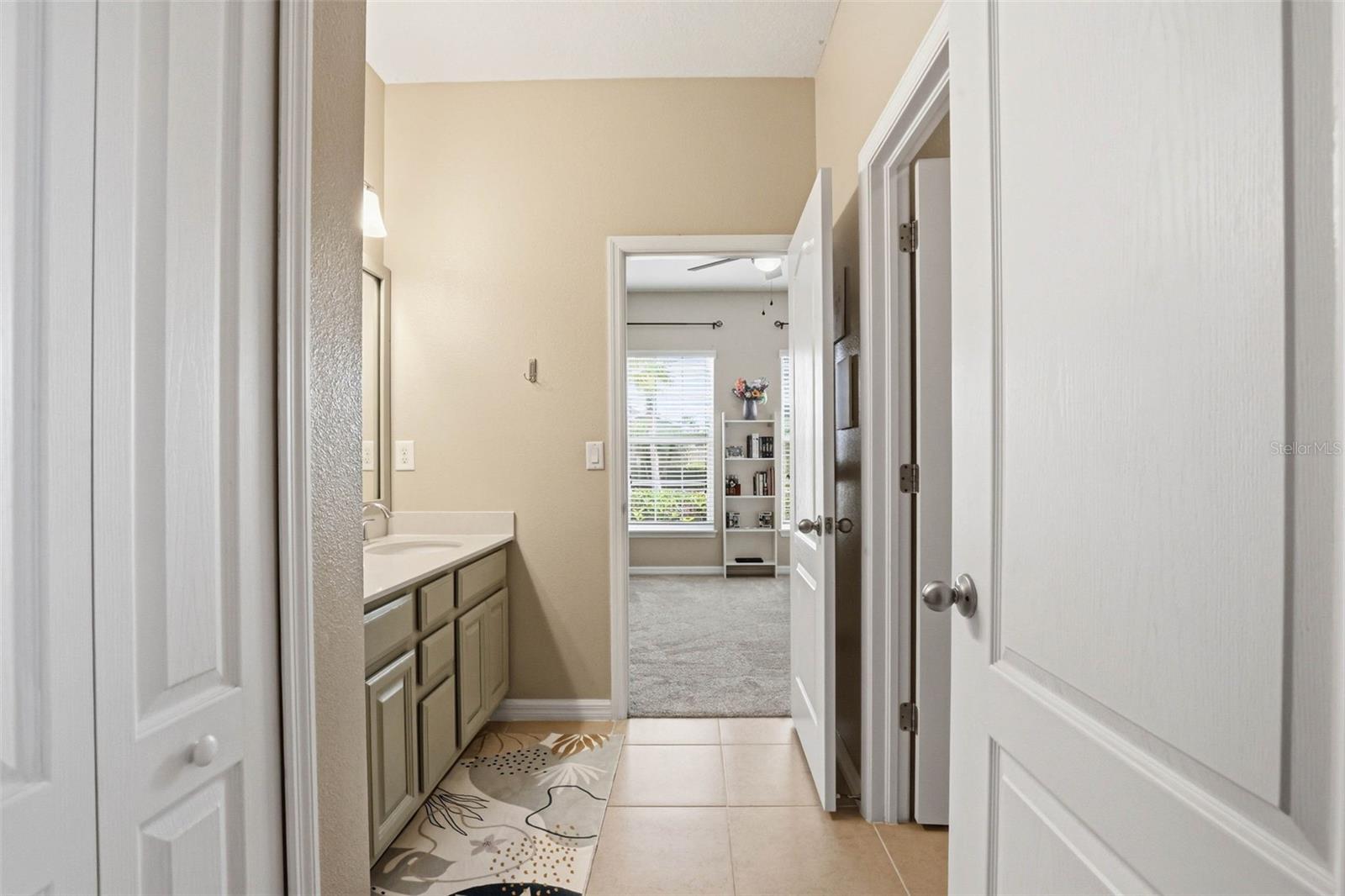 Image 12 of 63 For 11218 Spring Point Circle