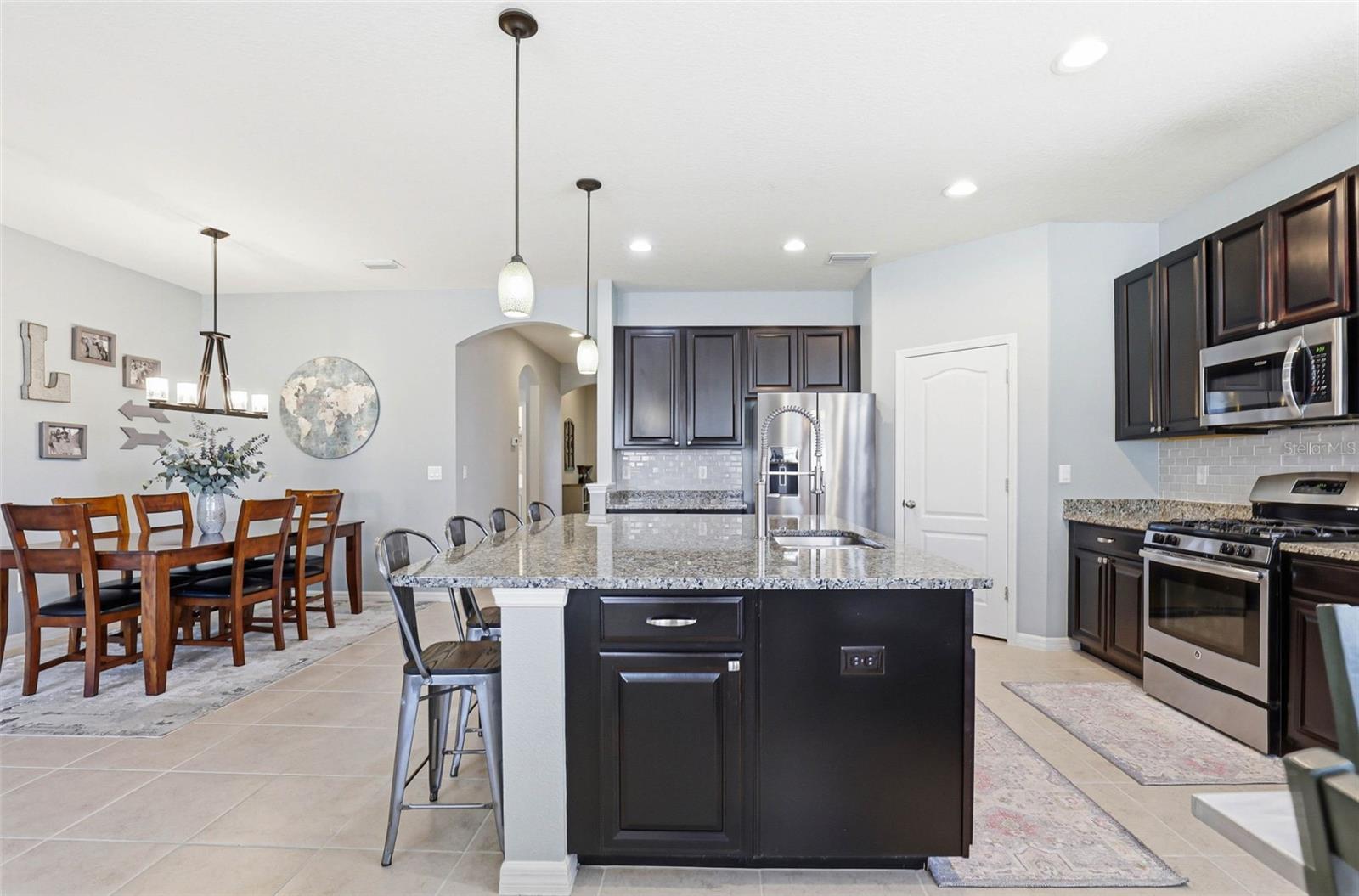 Image 25 of 63 For 11218 Spring Point Circle