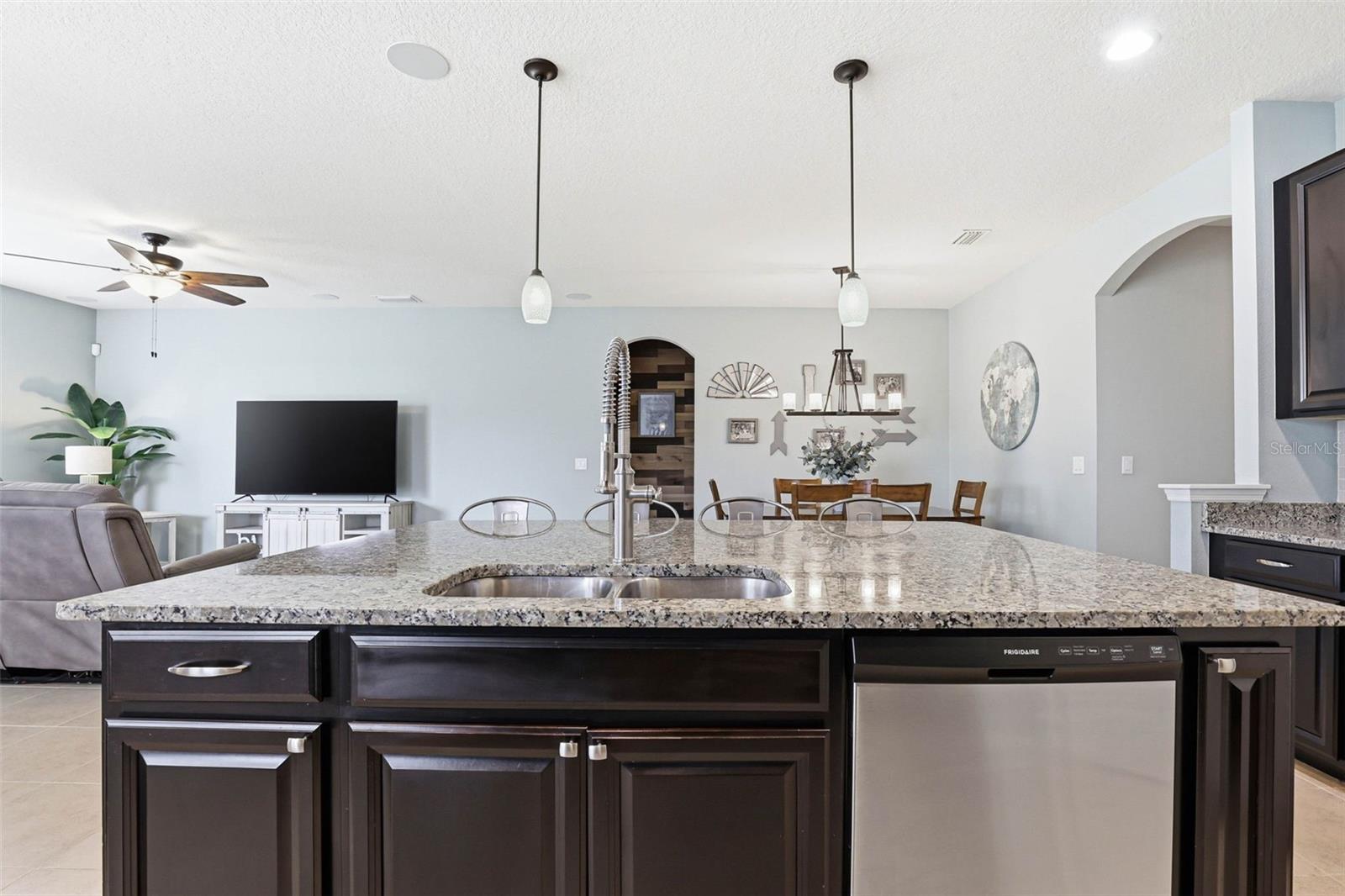 Image 28 of 63 For 11218 Spring Point Circle