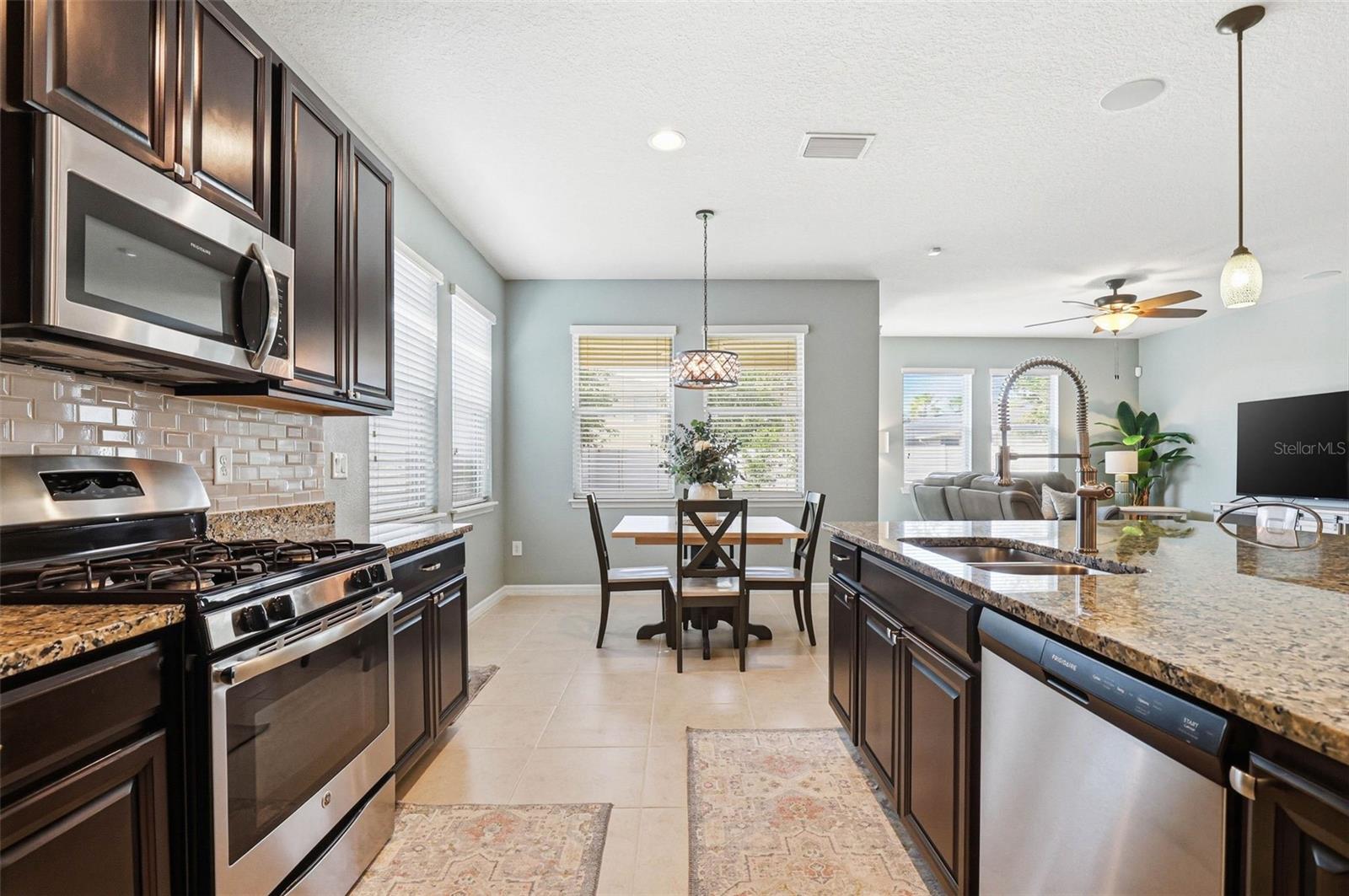 Image 29 of 63 For 11218 Spring Point Circle