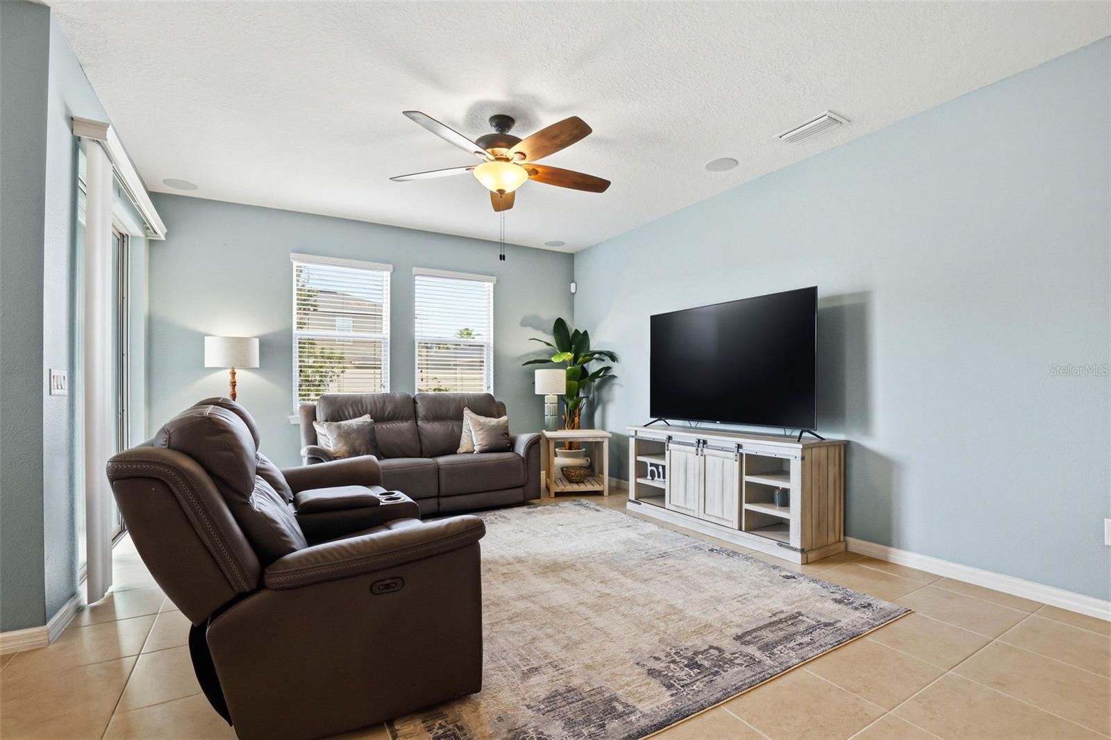 Image 32 of 63 For 11218 Spring Point Circle