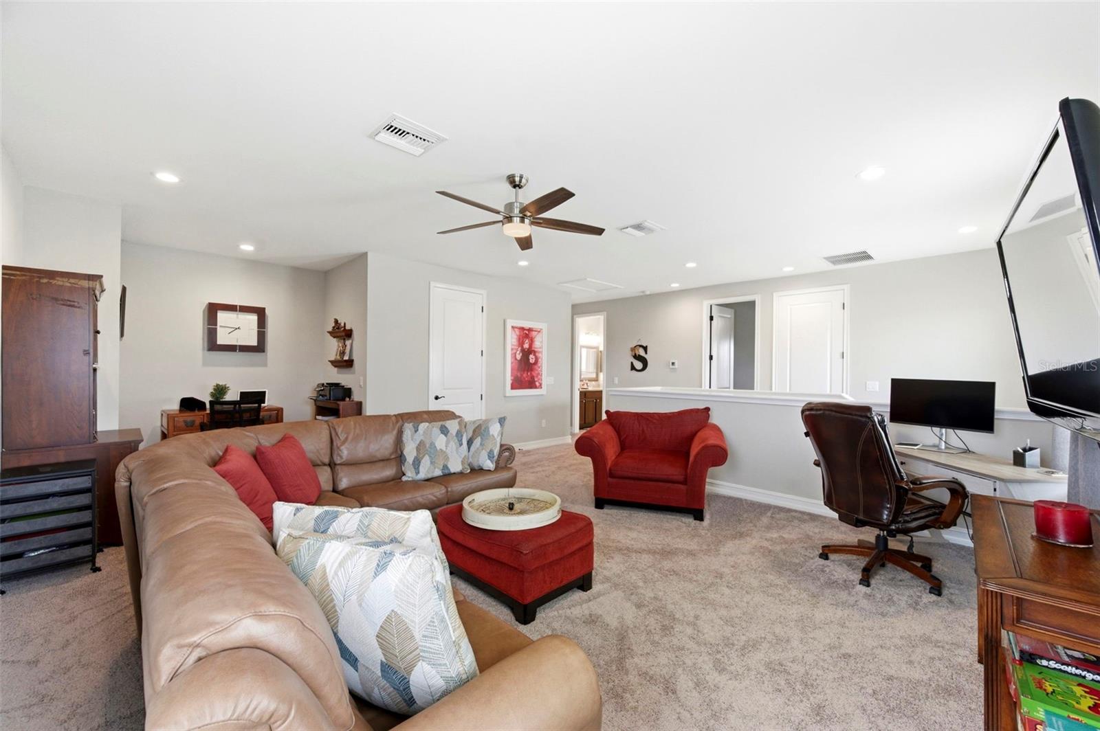 Image 43 of 100 For 28707 Revaro Lane