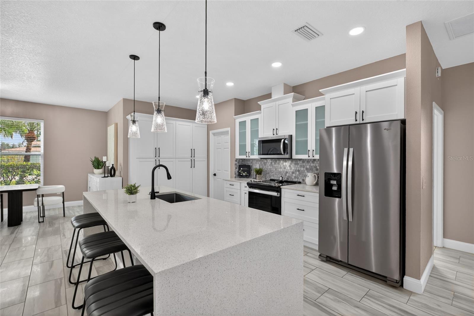 Listing photo id 14 for 21865 Ocean Pines Drive