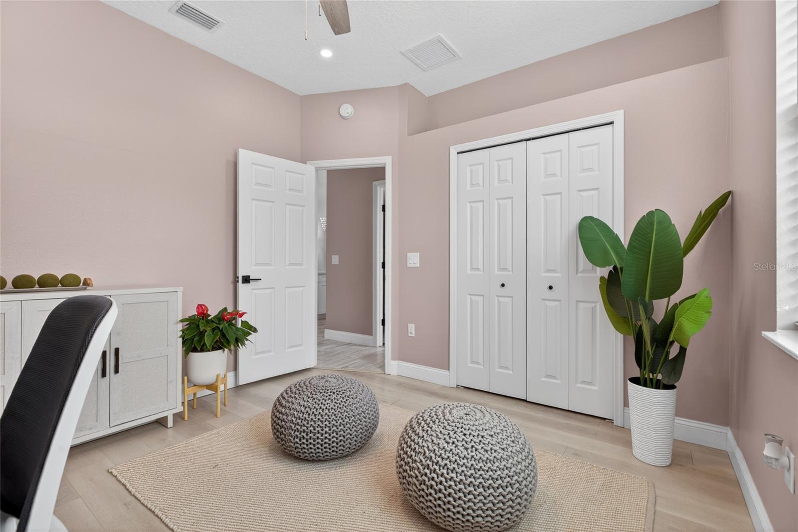 Listing photo id 24 for 21865 Ocean Pines Drive