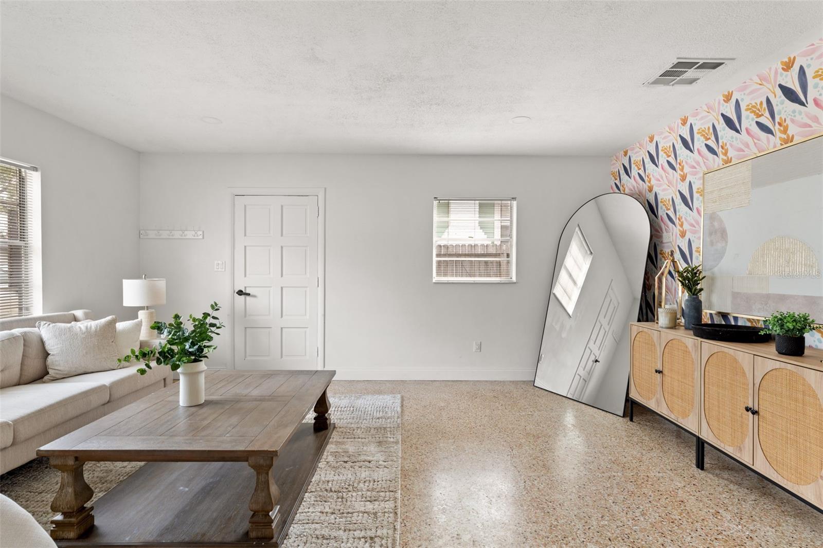 Image 11 of 27 For 314 Alva Street