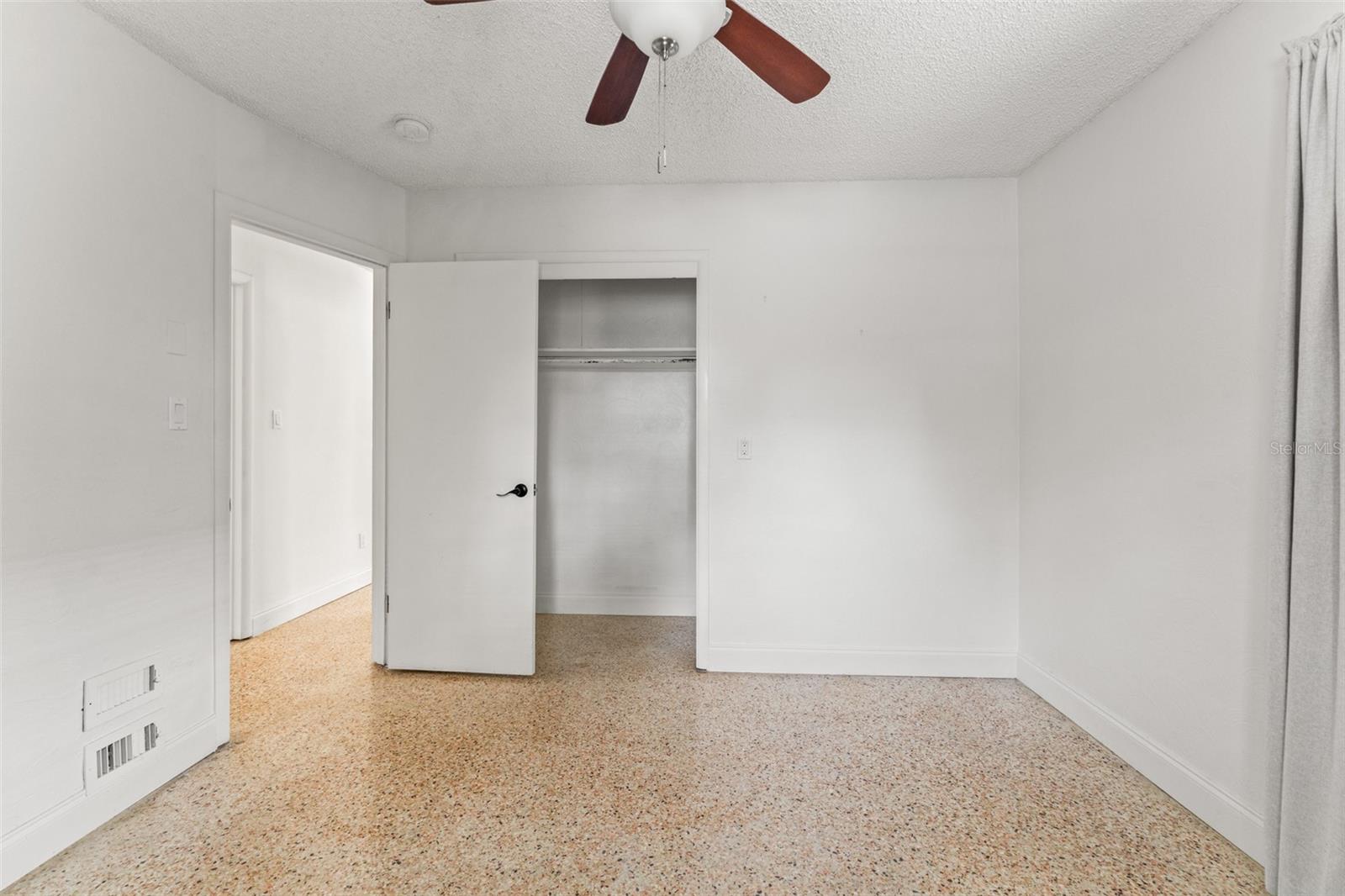 Image 17 of 27 For 314 Alva Street