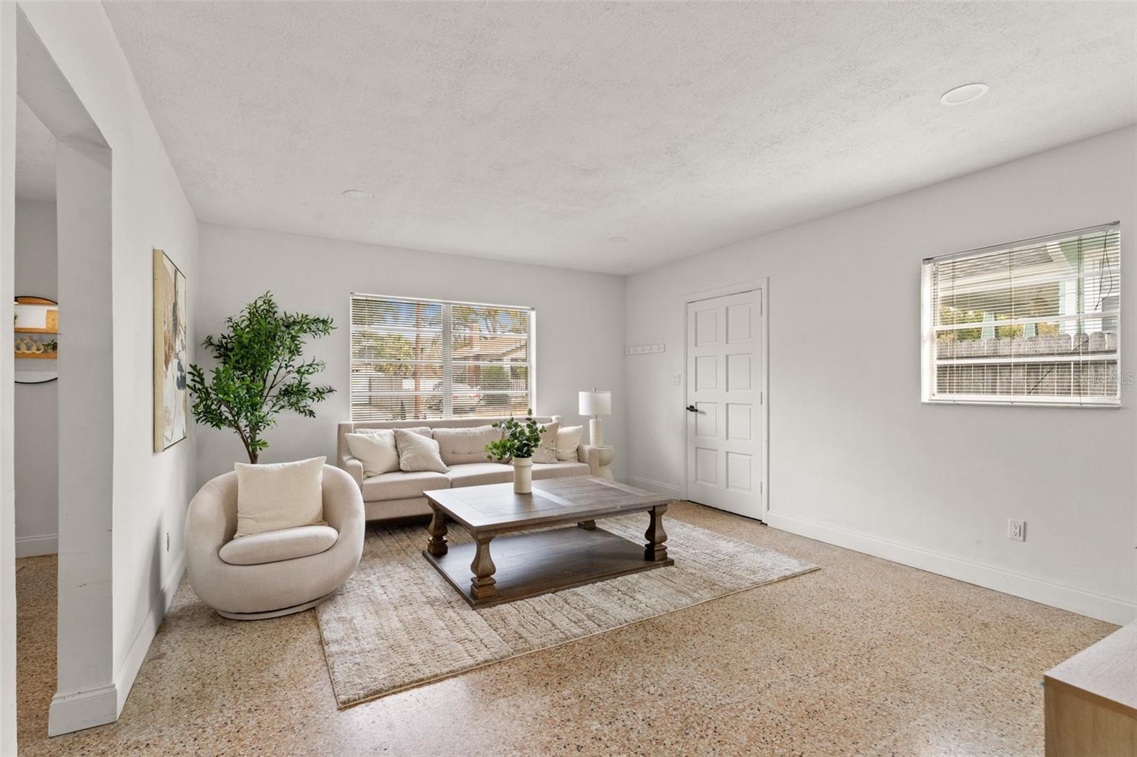 Image 5 of 27 For 314 Alva Street