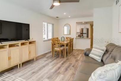 Image 11 of 11 For 2110 Gulf Boulevard 11