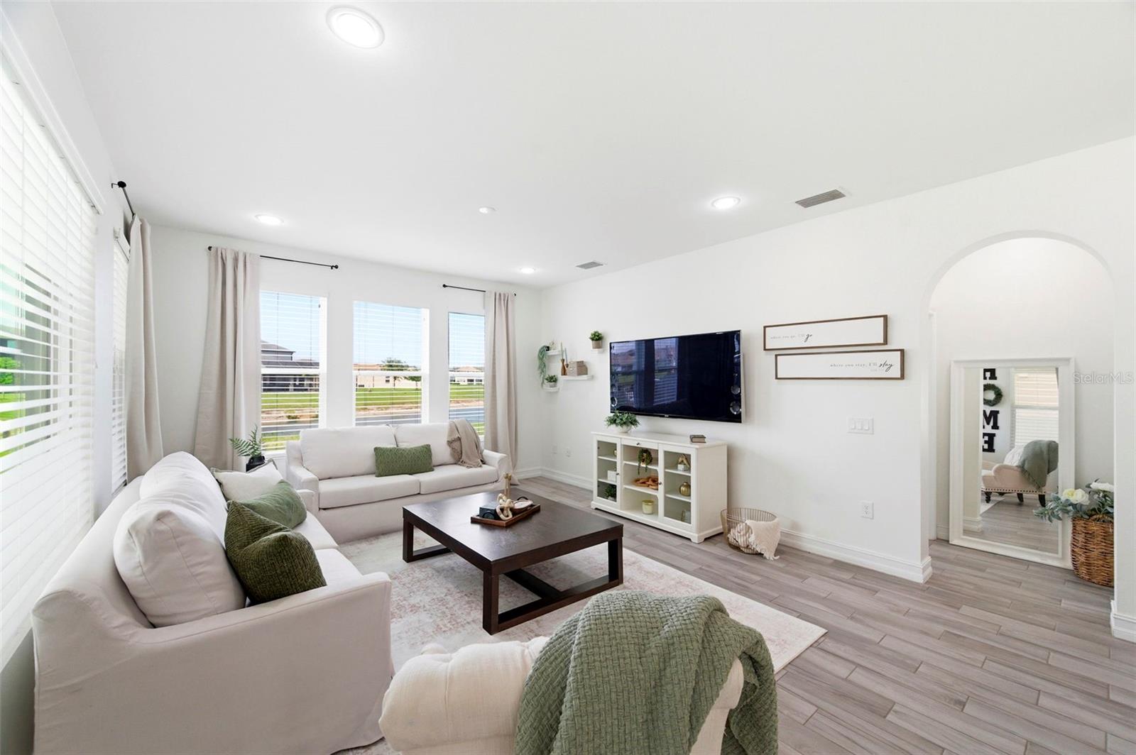 Image 21 of 100 For 28907 Revaro Lane