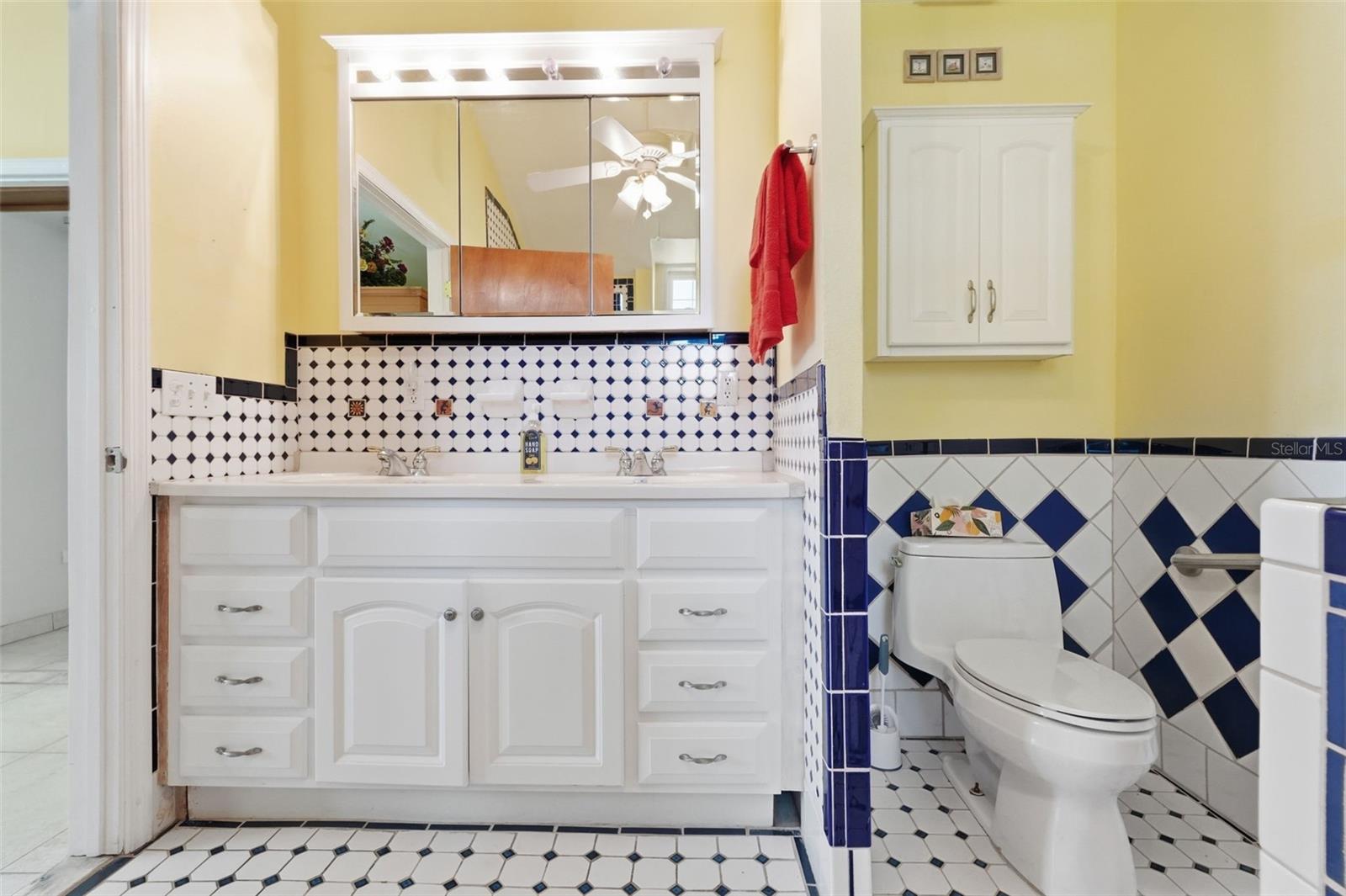 Image 31 of 51 For 585 Sellars Drive