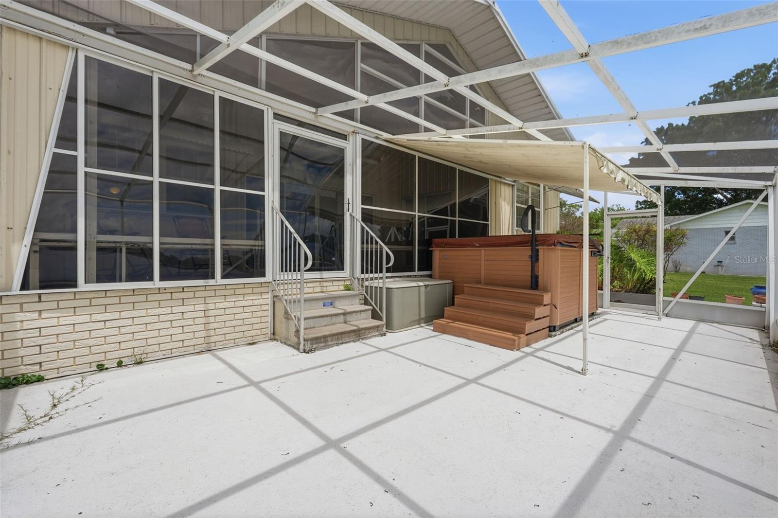 Image 37 of 51 For 585 Sellars Drive