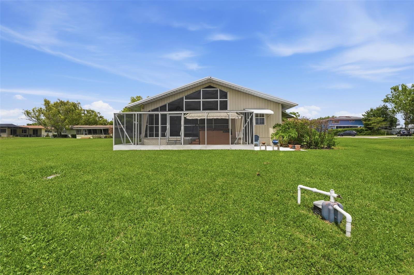 Image 41 of 51 For 585 Sellars Drive