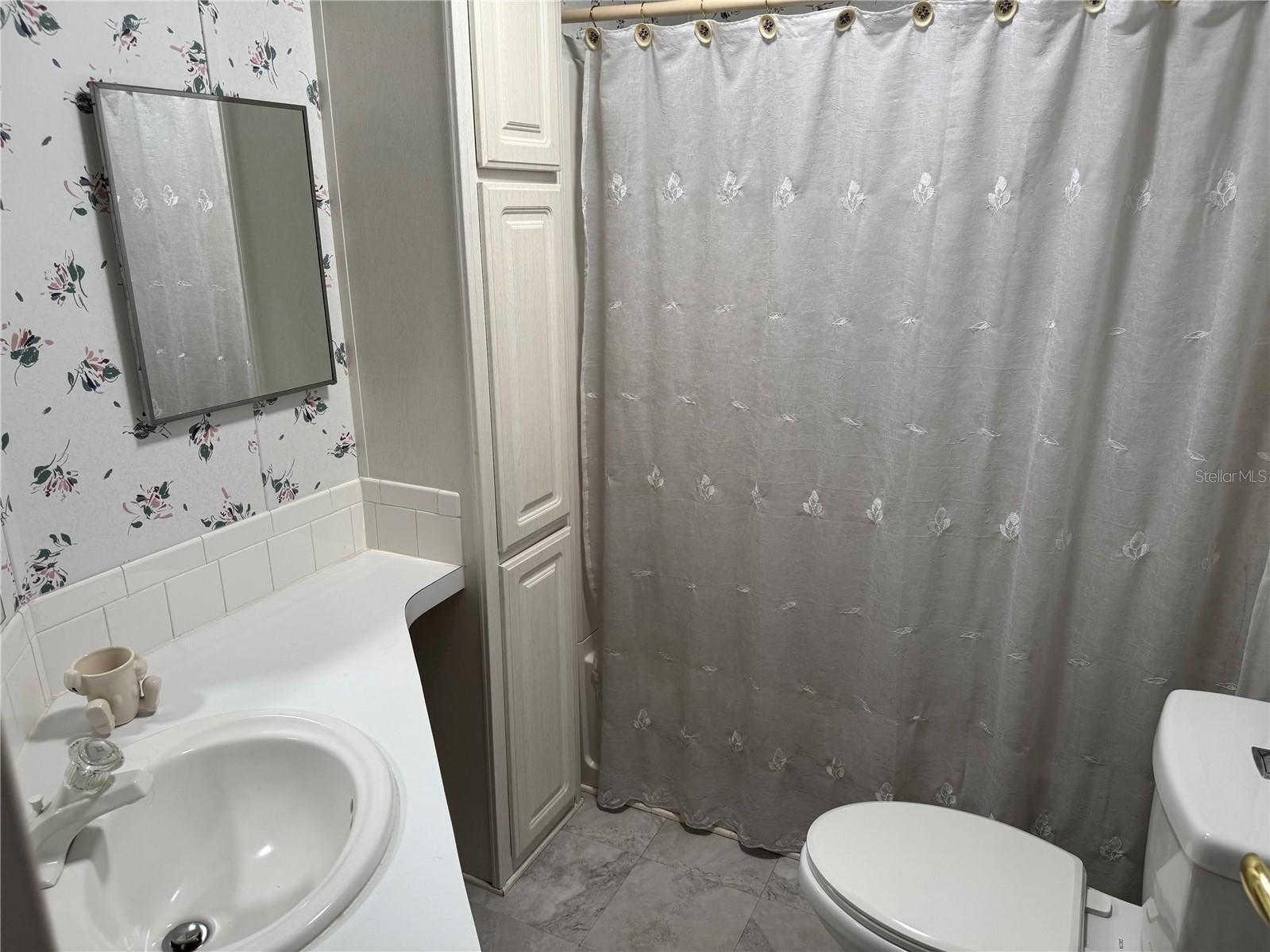 Image 14 of 17 For 1001 Starkey Road 663