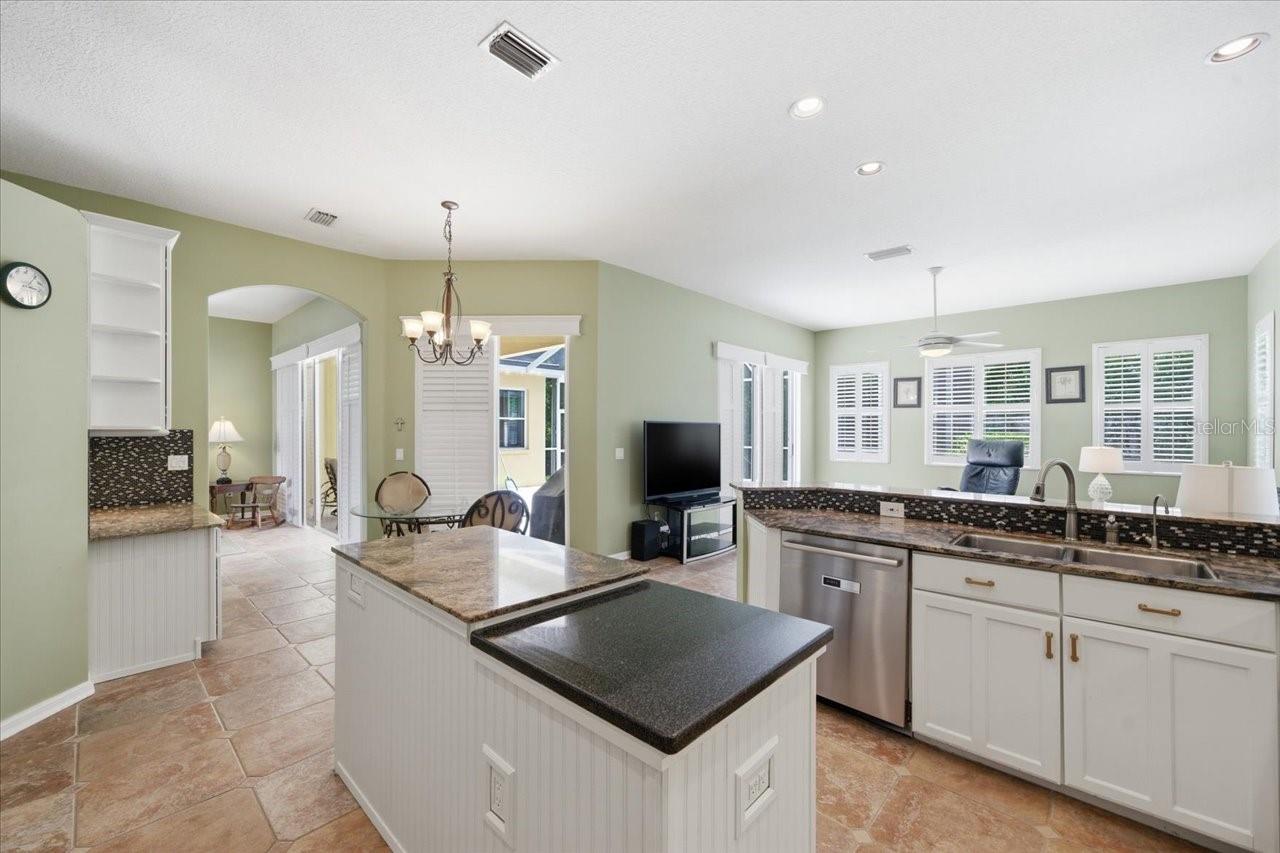 Image 19 of 71 For 19106 Saint Laurent Drive