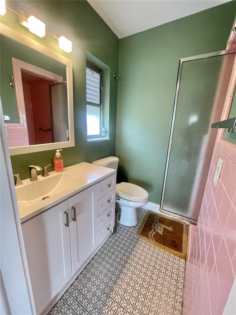 Image 16 of 28 For 6519 Walton Way