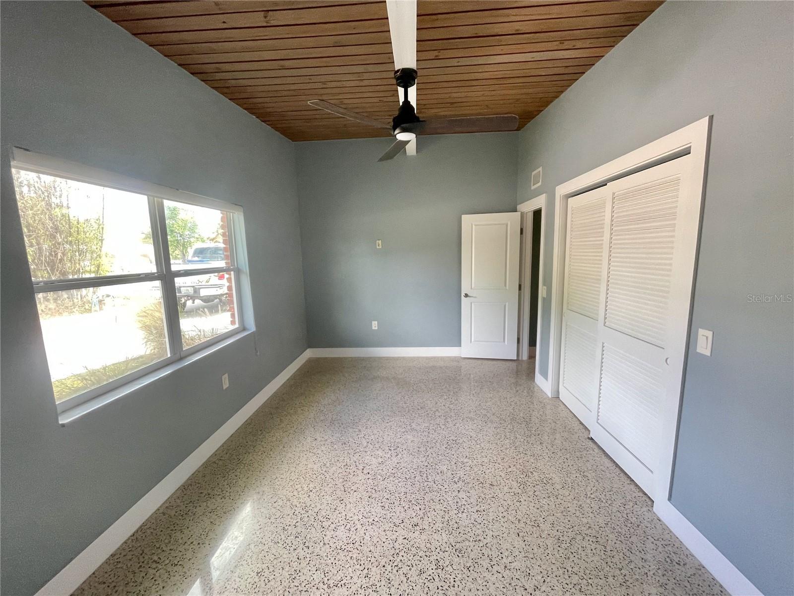 Image 20 of 28 For 6519 Walton Way