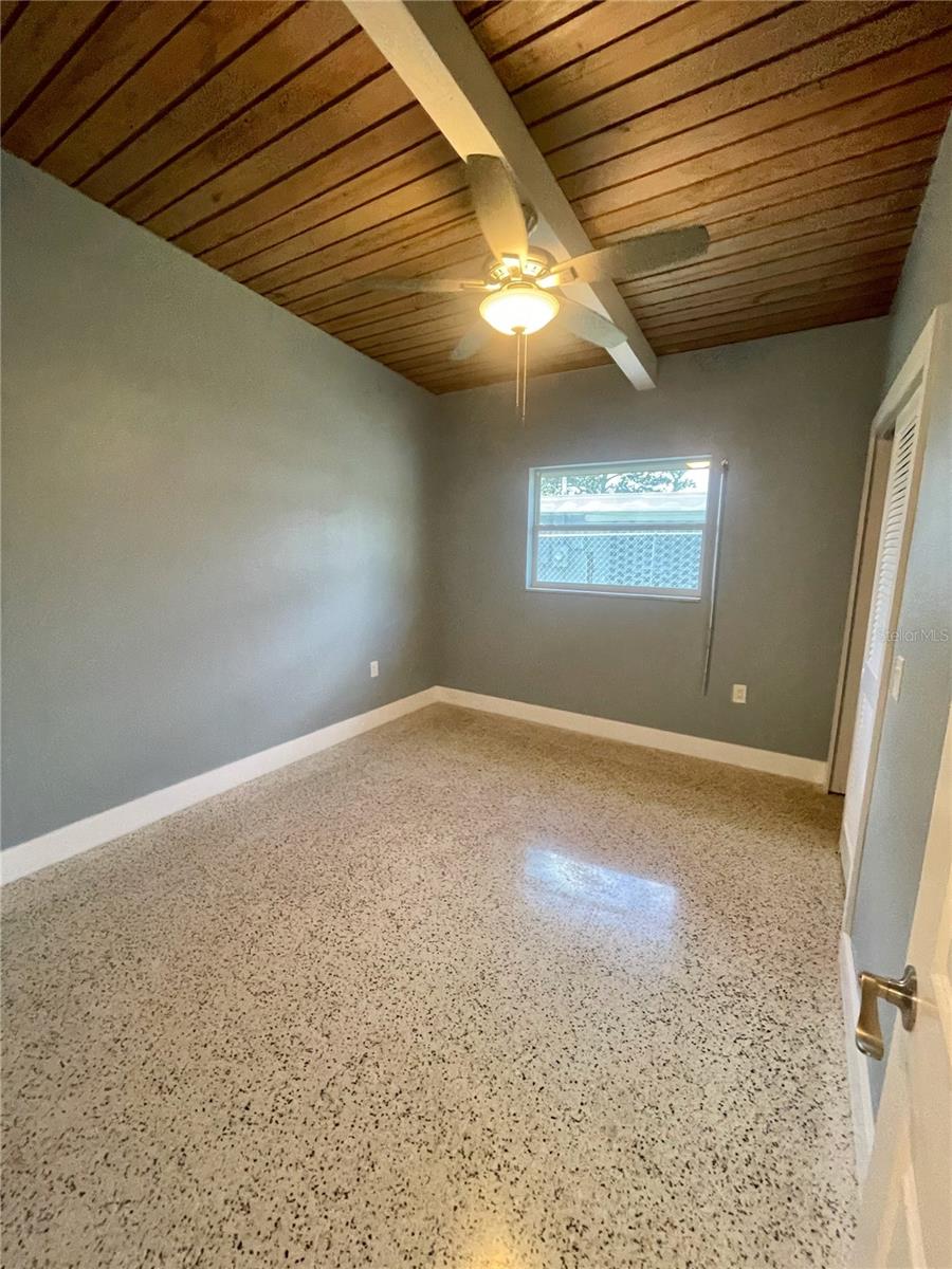 Image 24 of 28 For 6519 Walton Way