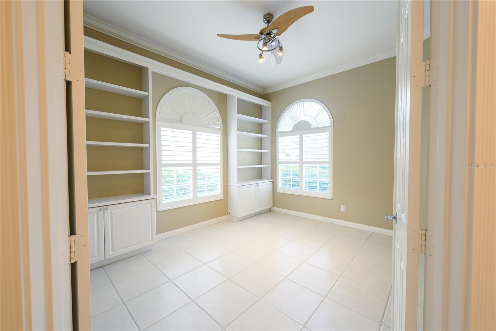 Image 12 of 18 For 5562 Octonia Place