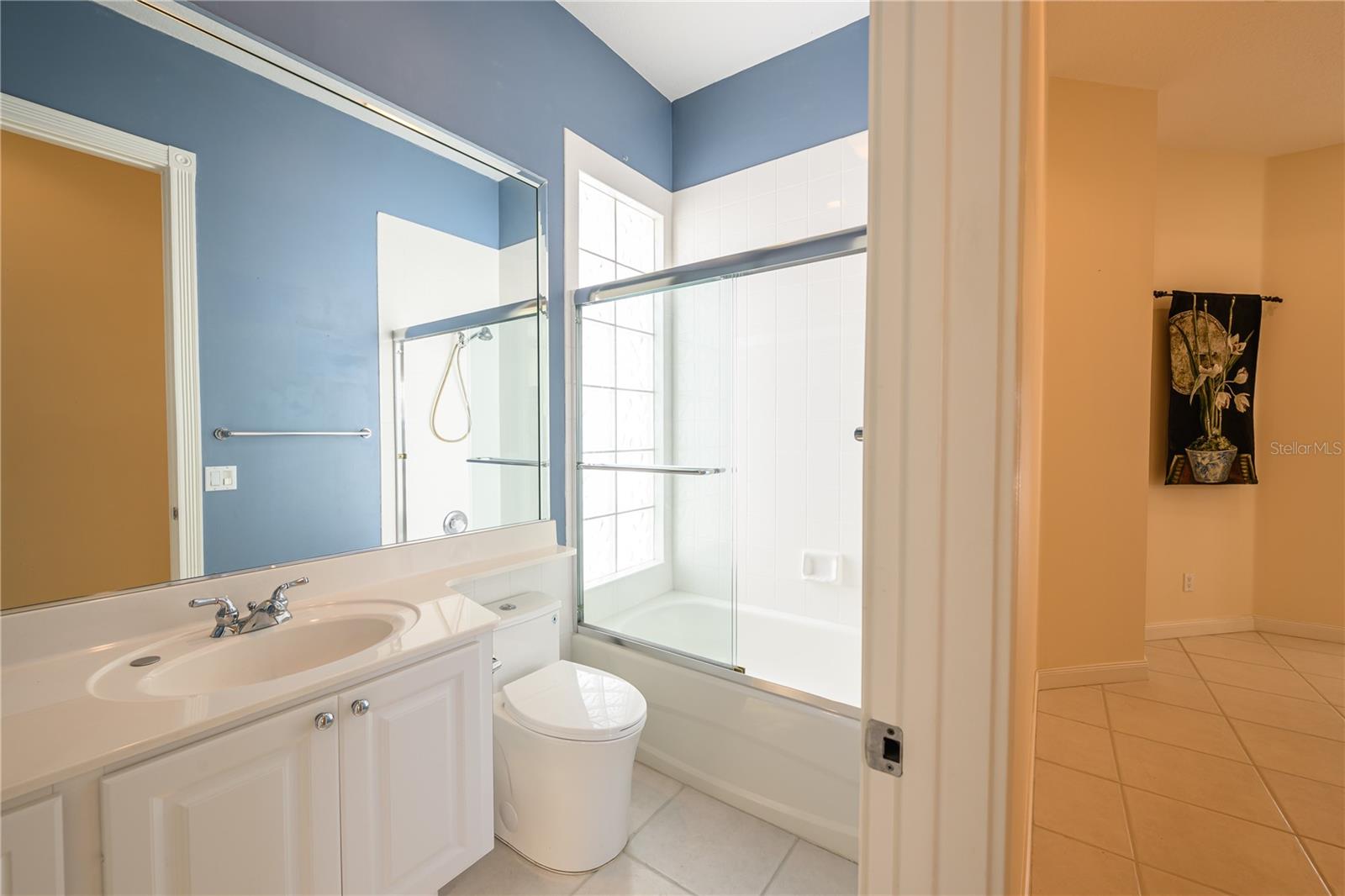 Image 15 of 18 For 5562 Octonia Place