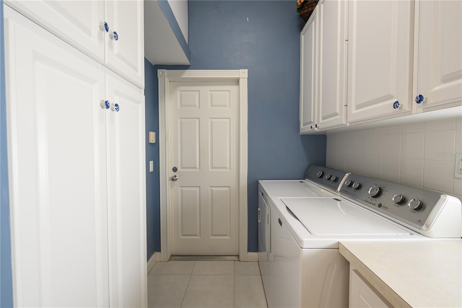 Image 16 of 18 For 5562 Octonia Place