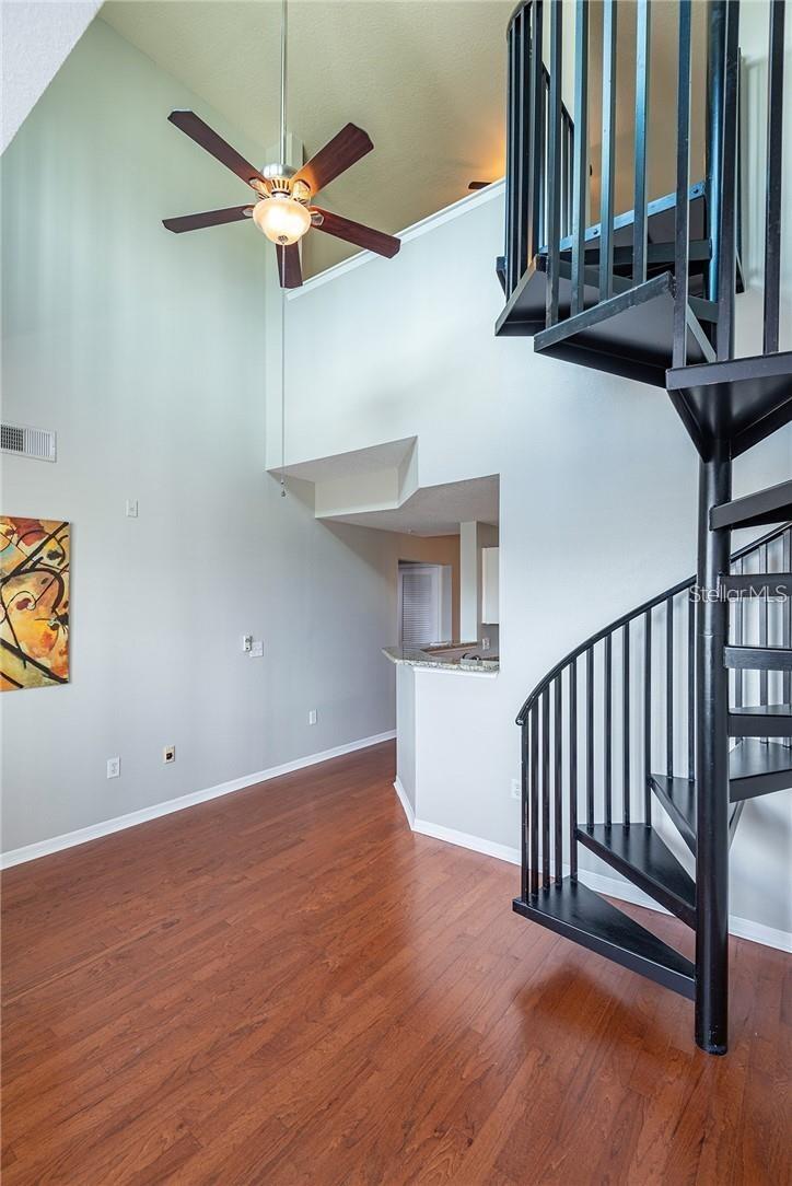 Image 3 of 21 For 501 Knights Run Avenue 2304