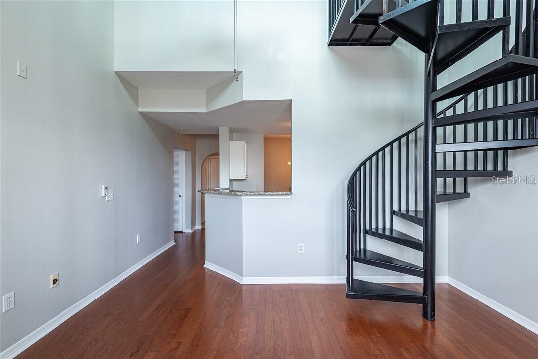 Image 4 of 21 For 501 Knights Run Avenue 2304